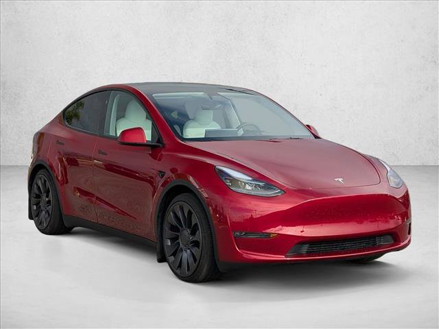Used 2025 Tesla Model Y Performance image 3