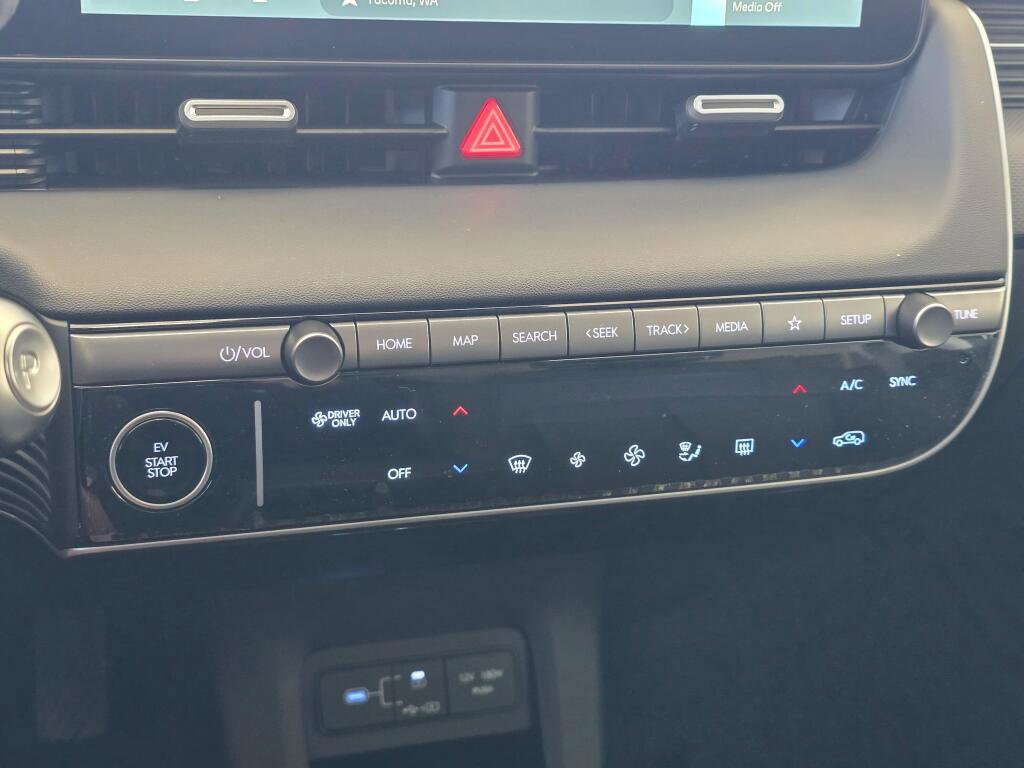 New 2026 Hyundai Ioniq 5 SEL image 30