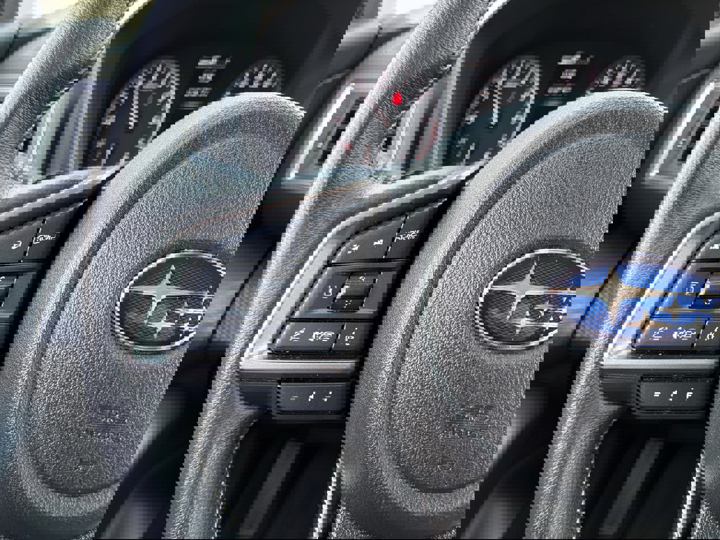 Used 2025 Subaru Ascent Premium image 15