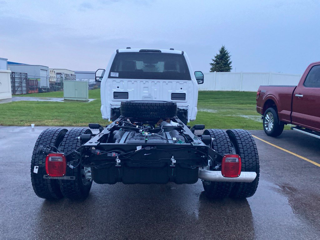 New 2027 Ford F450 XLT w/ XLT Value Package AWD/4WD image 12