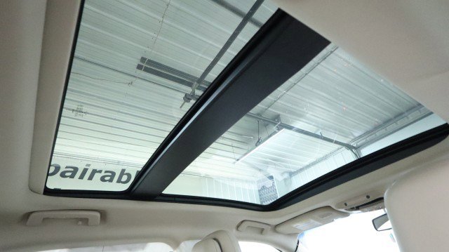 Used 2017 Lincoln Continental Reserve w/ Climate Package image 13