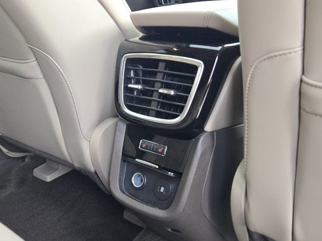 Used 2023 Lincoln Nautilus Reserve AWD/4WD image 10