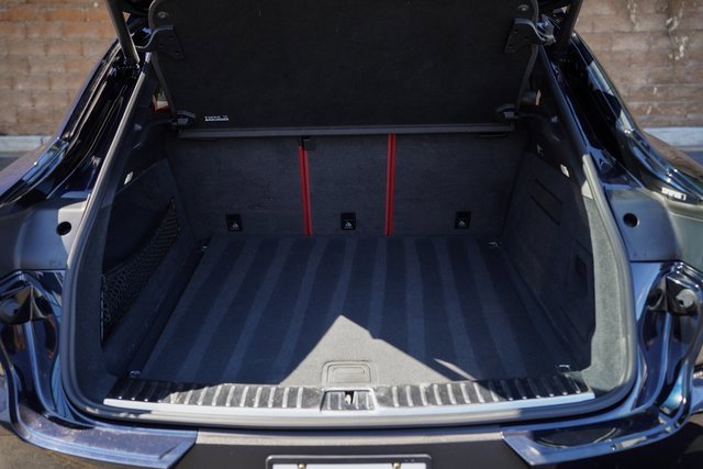 Used 2023 Porsche Cayenne Platinum Edition image 37