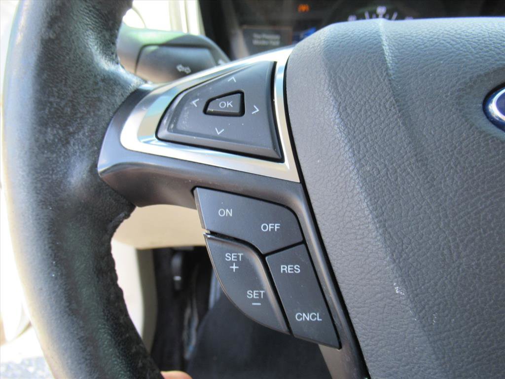 Used 2018 Ford Fusion SE w/ Equipment Group 602A FWD image 22