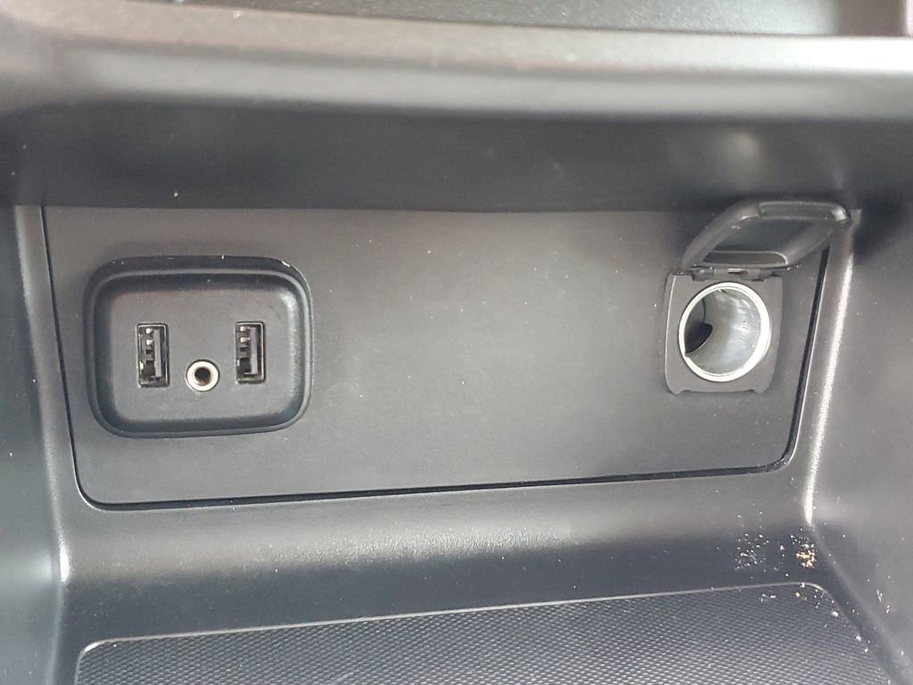 Used 2022 Chevrolet Colorado LT image 24