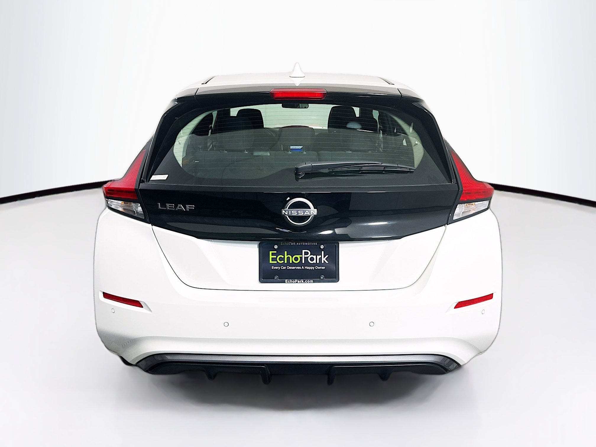 Used 2025 Nissan Leaf S FWD image 7
