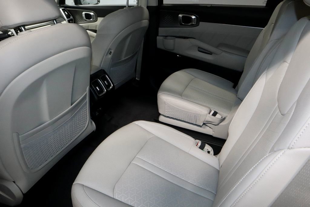 Used 2024 Kia Sorento SX Prestige AWD/4WD image 20