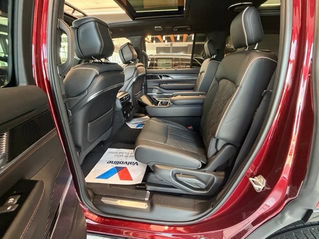 New 2026 Jeep Grand Wagoneer Summit AWD/4WD image 29