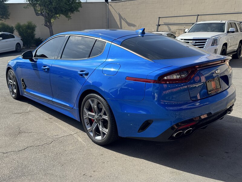 Used 2018 Kia Stinger GT2 AWD/4WD image 9