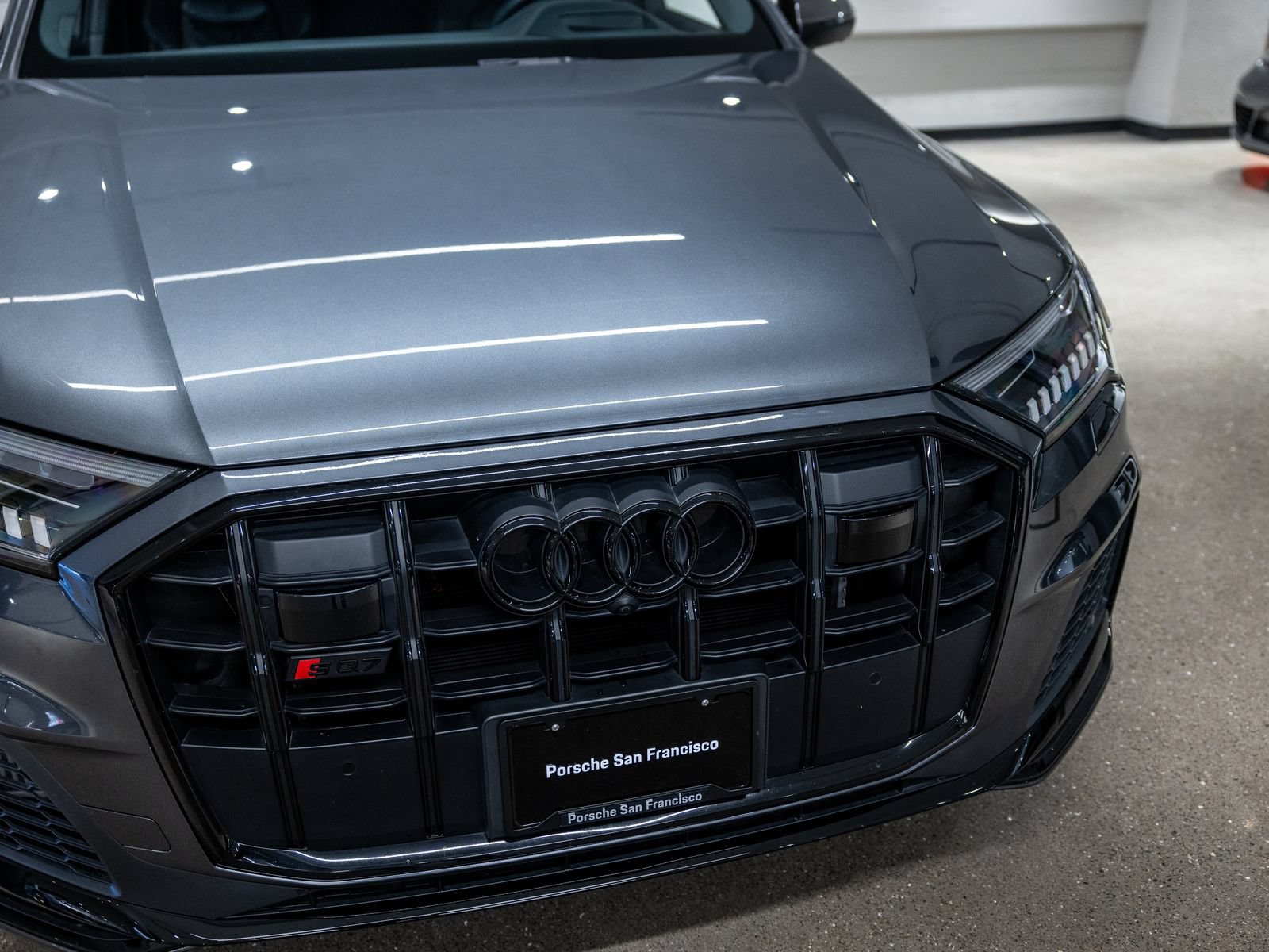 Used 2023 Audi SQ7 Prestige w/ Sport Package AWD/4WD image 37