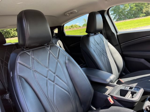 Used 2025 Ford Mustang Mach-E Select AWD/4WD image 35