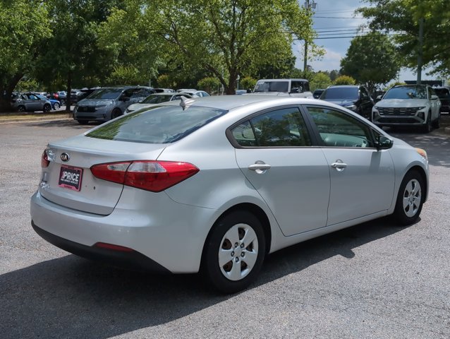 Used 2015 Kia Forte LX FWD image 5