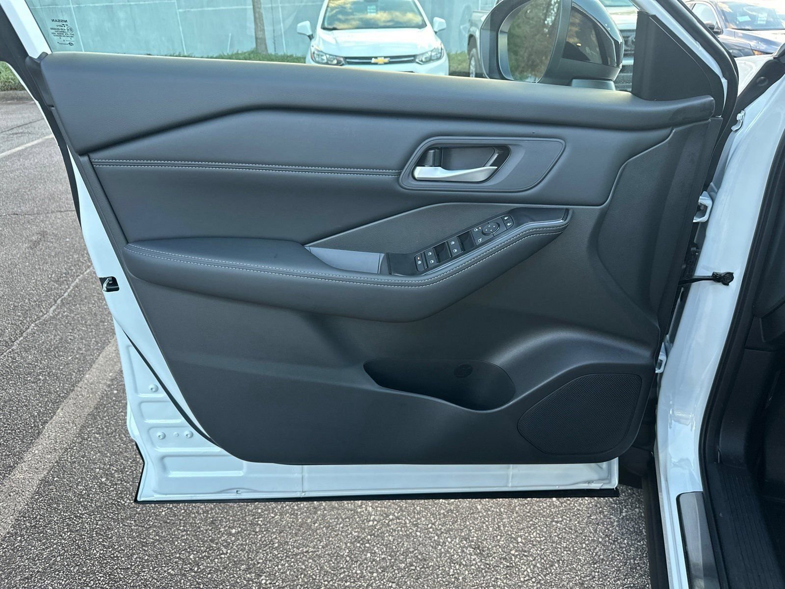 New 2026 Nissan Rogue Dark Armor FWD image 10