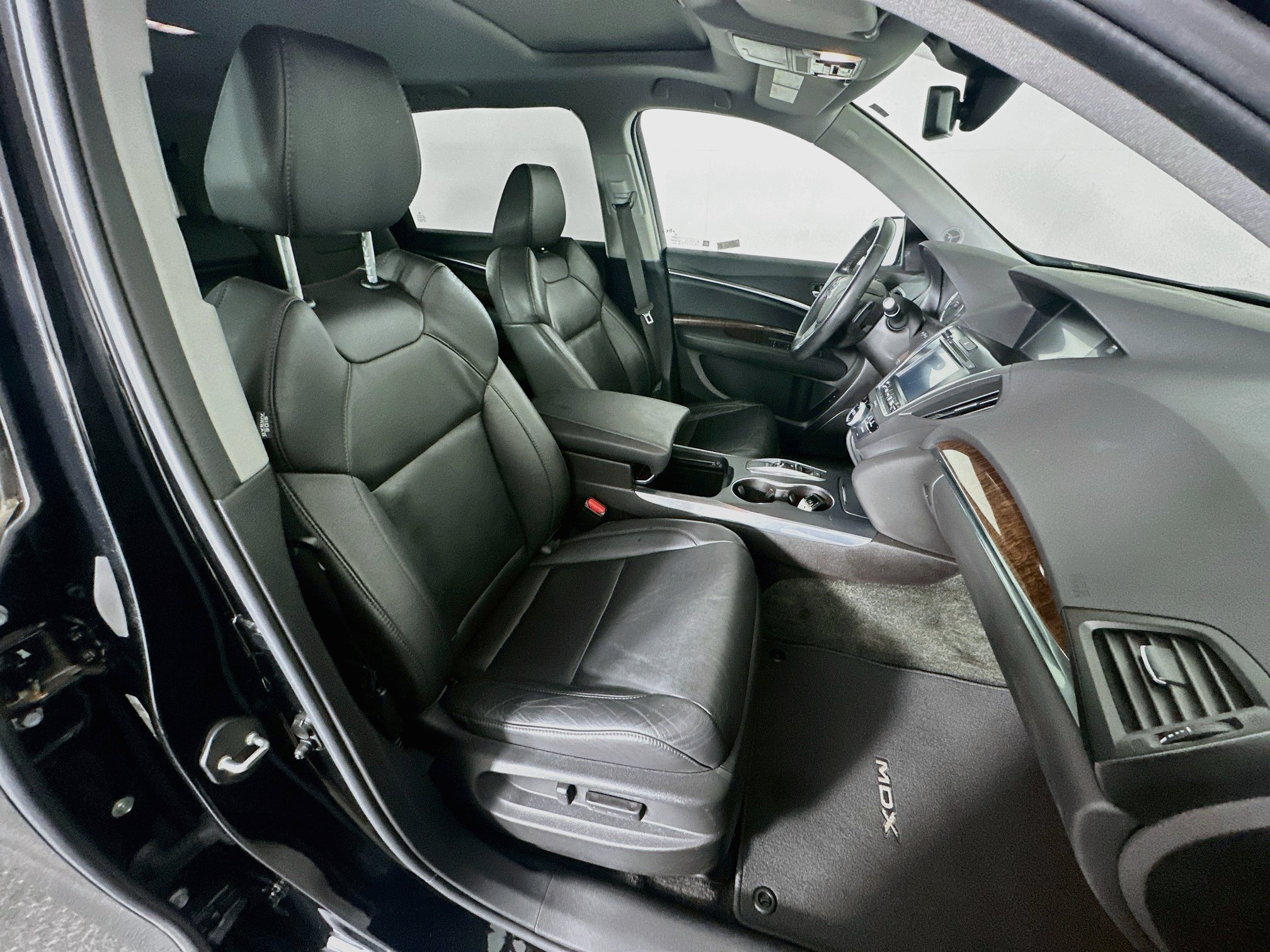 Used 2018 Acura MDX w/ Technology Package FWD image 32