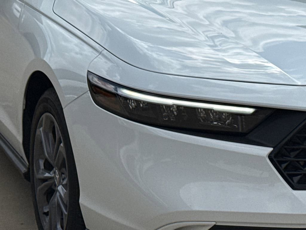 Used 2024 Honda Accord EX image 5