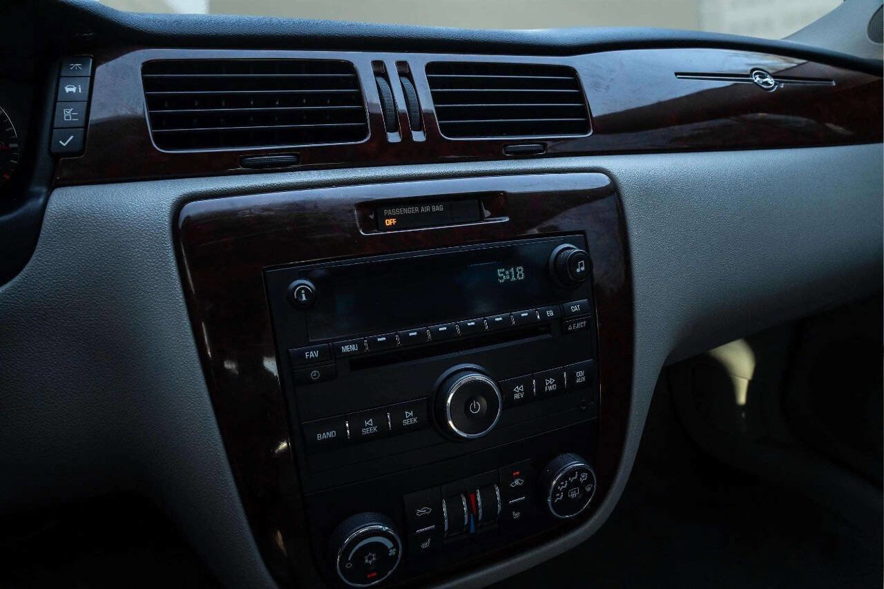 Used 2007 Chevrolet Impala LT image 12