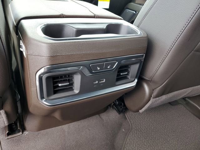 New 2026 GMC Sierra 2500 Denali w/ Denali Reserve Package image 17