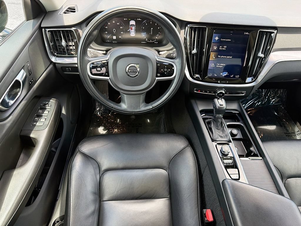 Used 2020 Volvo S60 T6 Momentum w/ Protection Package Premier AWD/4WD image 17