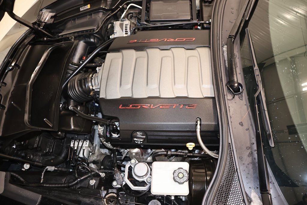 Used 2017 Chevrolet Corvette Stingray Coupe w/ Carbon Flash Badge Package image 38