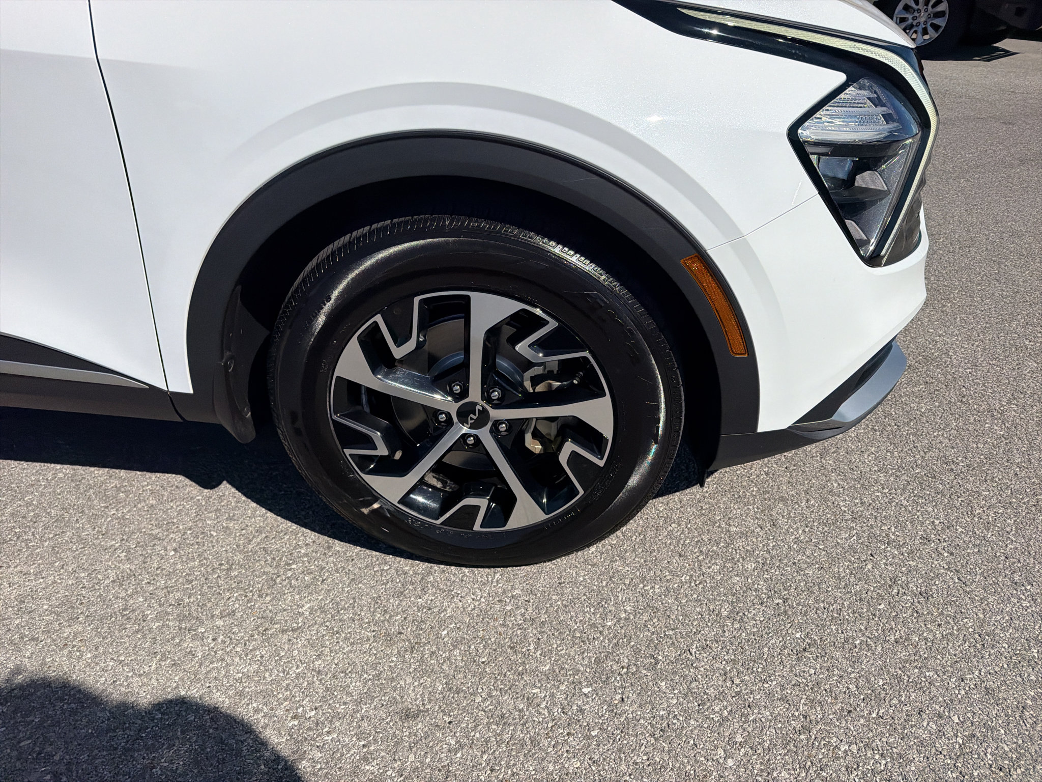 Used 2023 Kia Sportage EX FWD image 37