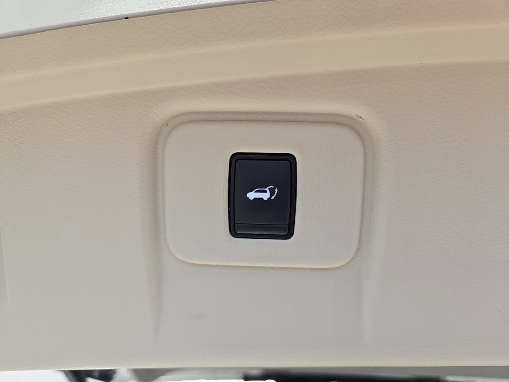 Used 2018 Nissan Murano SL w/ Moonroof Package AWD/4WD image 56