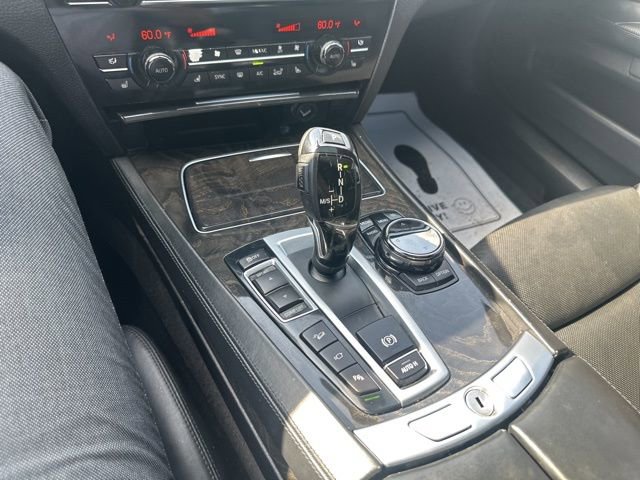 Used 2014 BMW 750Li xDrive image 38