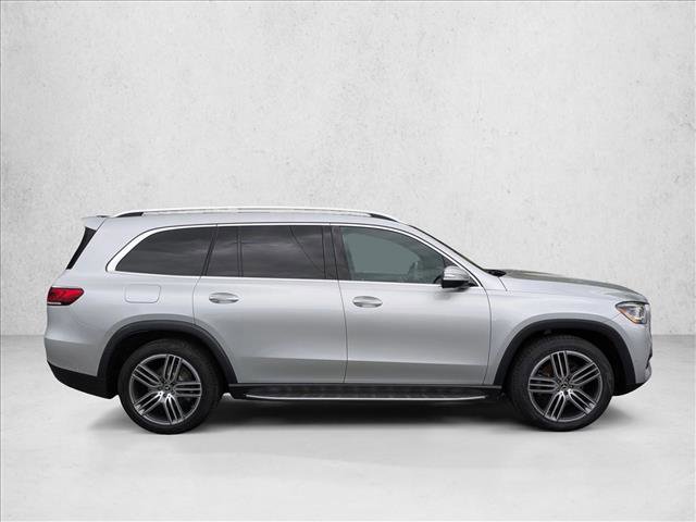 Used 2021 Mercedes-Benz GLS 450 4MATIC image 4