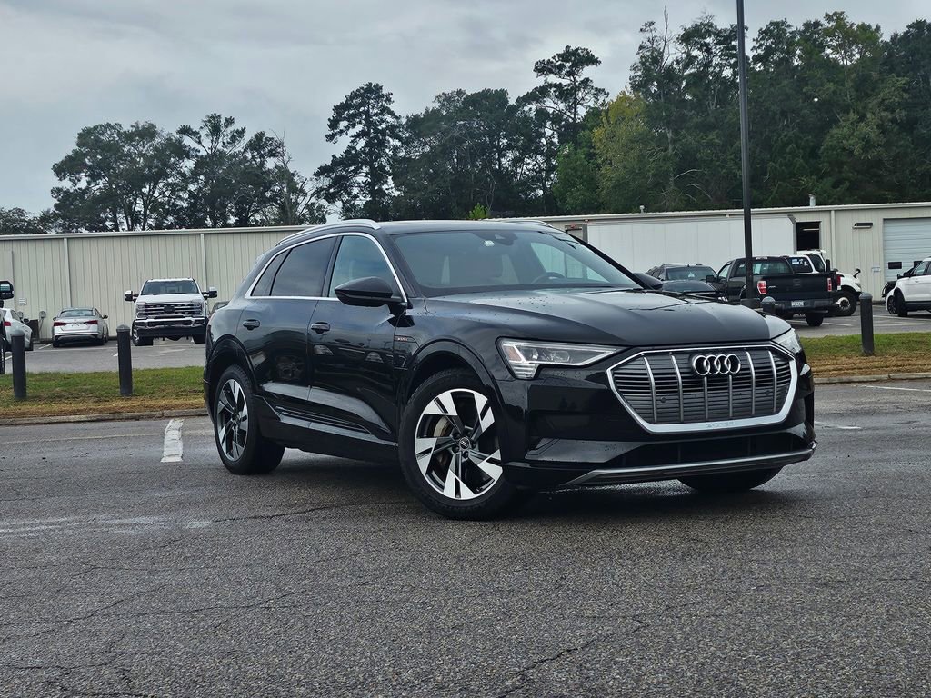 Used 2021 Audi e-tron Premium image 24