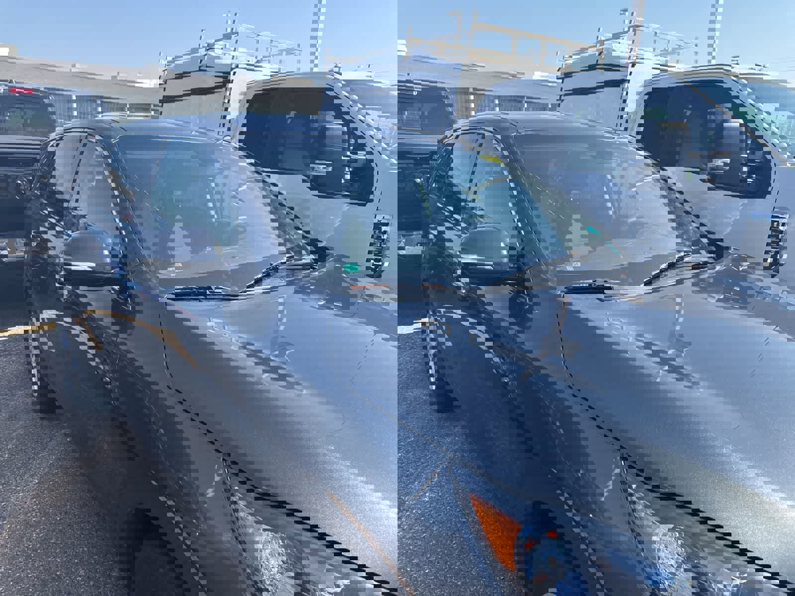 Used 2020 Kia Sorento LX FWD image 7