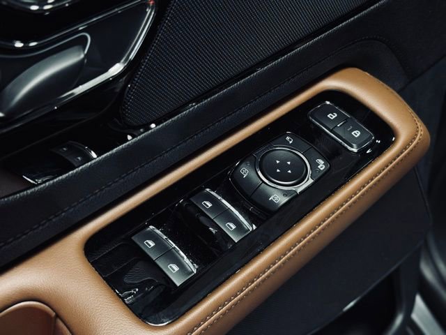 Used 2022 Lincoln Aviator Reserve w/ Elements Package Plus image 17