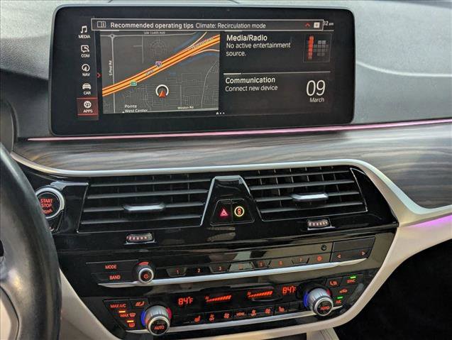 Used 2021 BMW 530i w/ M Sport Package image 15