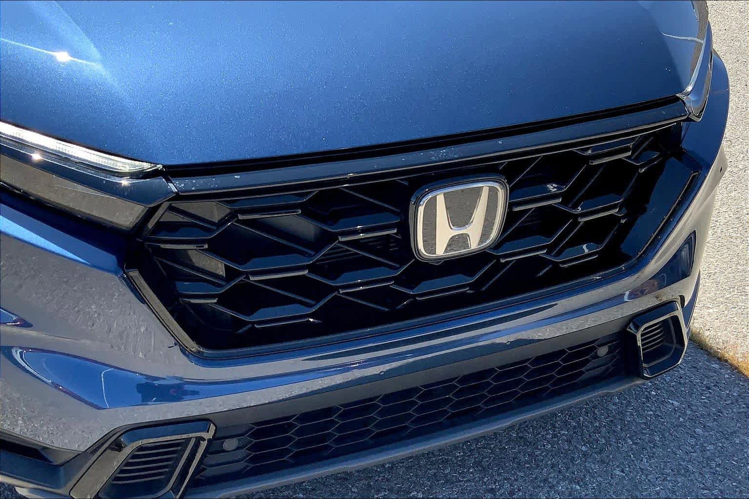 Used 2025 Honda CR-V Sport-L image 29