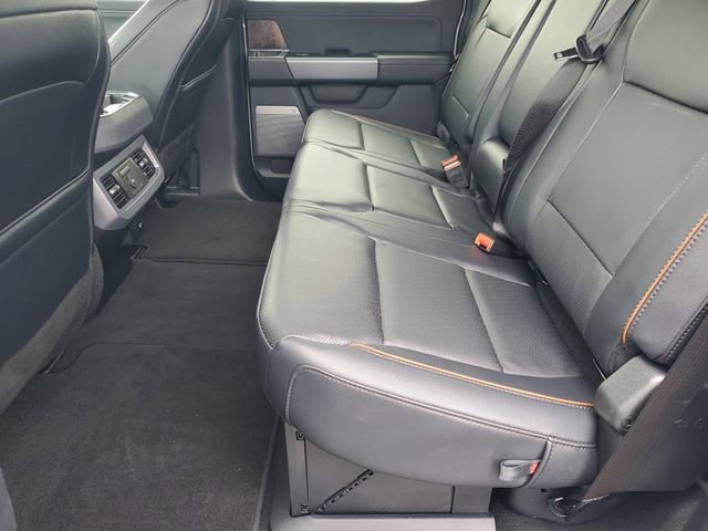 Used 2025 Ford F350 Lariat w/ Lariat Ultimate Package AWD/4WD image 23