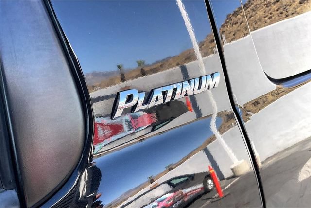 Used 2019 Toyota Sequoia Platinum AWD/4WD image 7