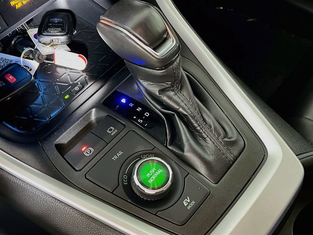 Certified 2020 Toyota RAV4 XSE AWD/4WD image 15