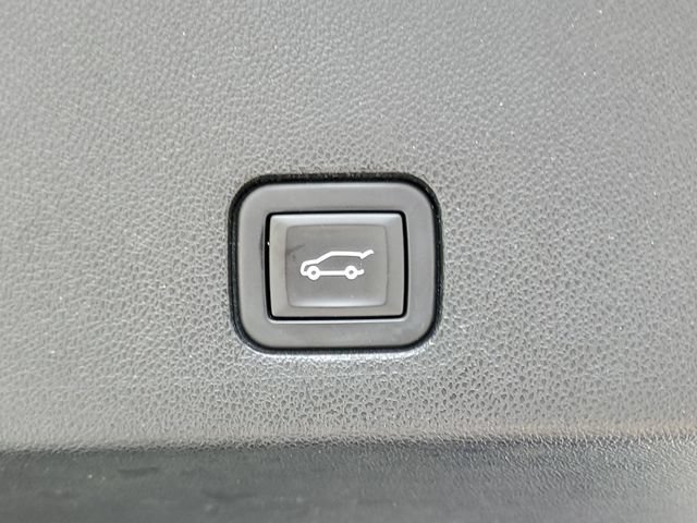 Certified 2023 Cadillac XT6 Sport w/ LPO, ONYX Package AWD/4WD image 11