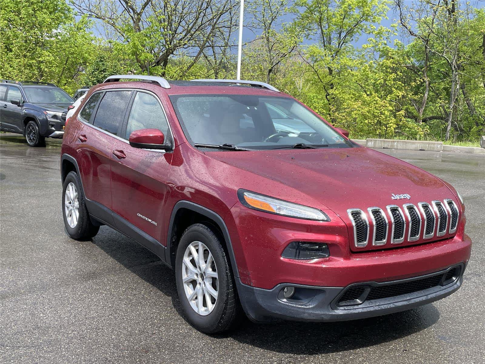 Used 2016 Jeep Cherokee Latitude w/ Comfort/Convenience Group AWD/4WD image 7