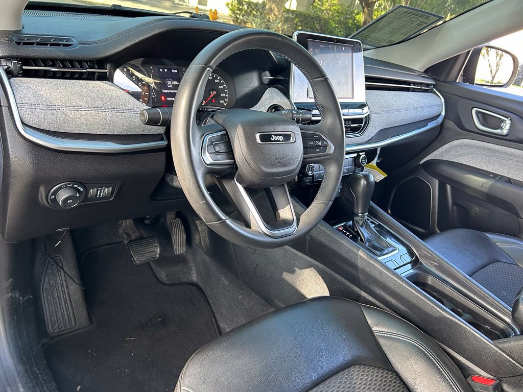 Used 2022 Jeep Compass Latitude FWD image 18