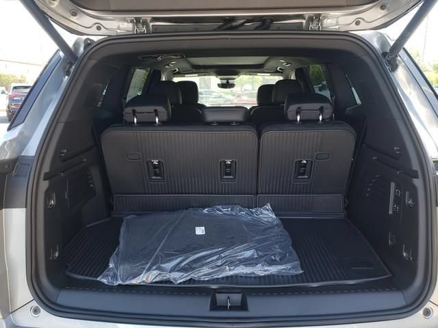 New 2026 Buick Enclave Avenir w/ Super Cruise Package AWD/4WD image 5