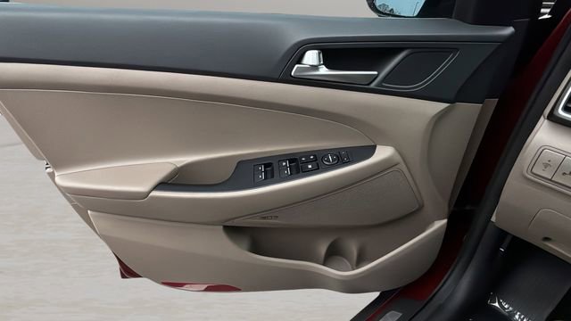 Used 2020 Hyundai Tucson Limited image 17