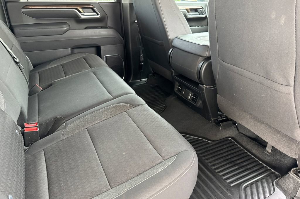 Used 2025 Chevrolet Silverado 2500 LT w/ Convenience Package AWD/4WD image 23