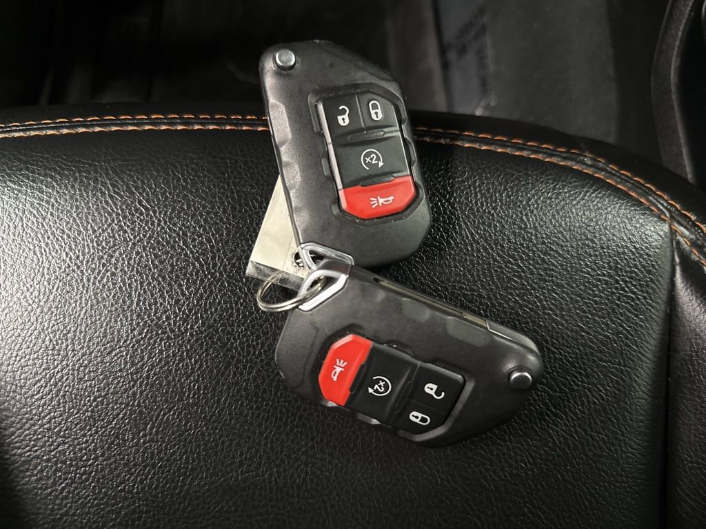 Used 2022 Jeep Gladiator Mojave w/ Cold Weather Group image 41