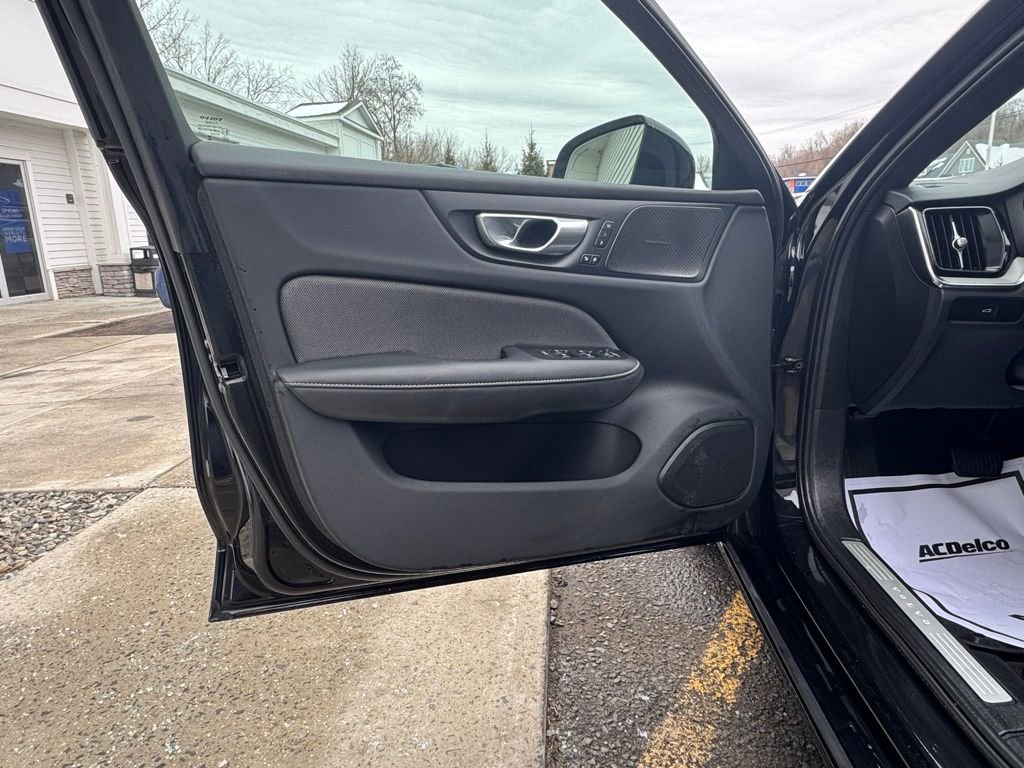 Used 2024 Volvo S60 B5 Plus image 14