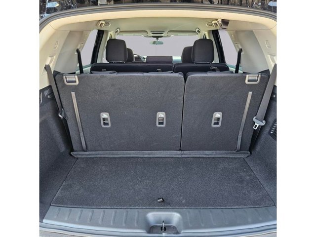 Certified 2025 Nissan Pathfinder SV image 17