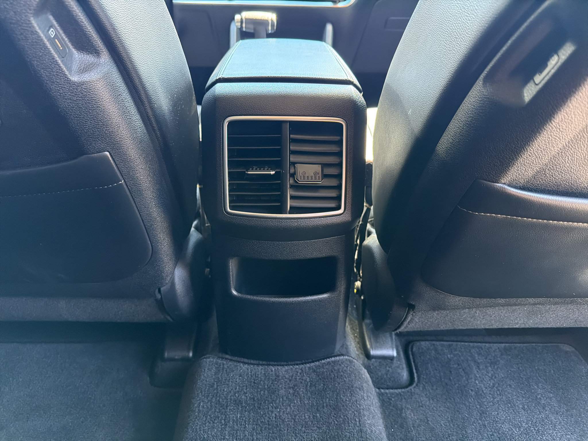 Used 2023 Kia Sportage EX FWD image 27