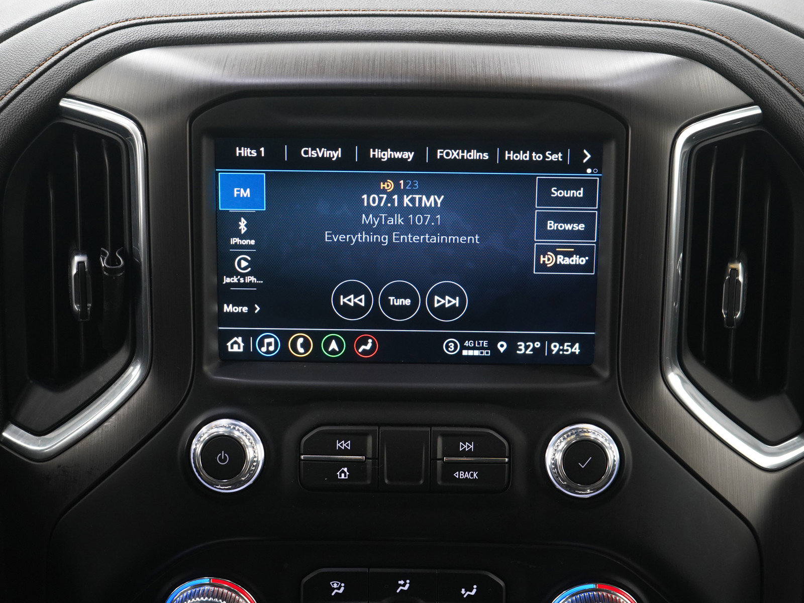 Used 2021 GMC Sierra 1500 AT4 w/ AT4 Value Package image 15