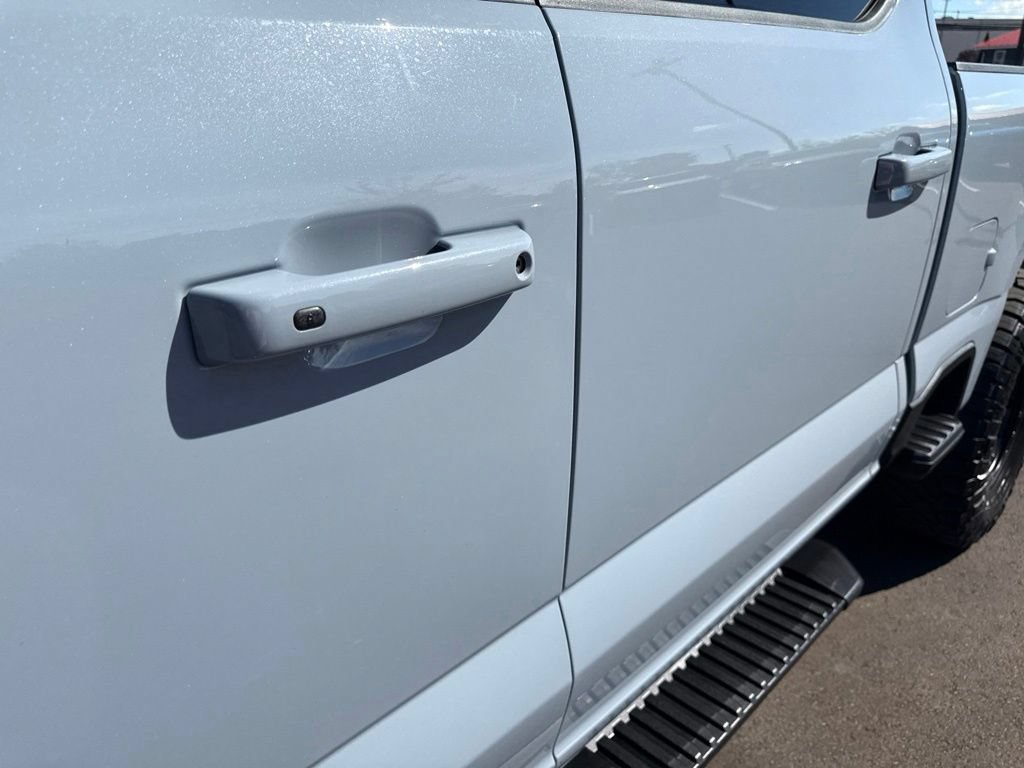 Used 2024 Ford F250 Lariat w/ Sport Appearance Package AWD/4WD image 16
