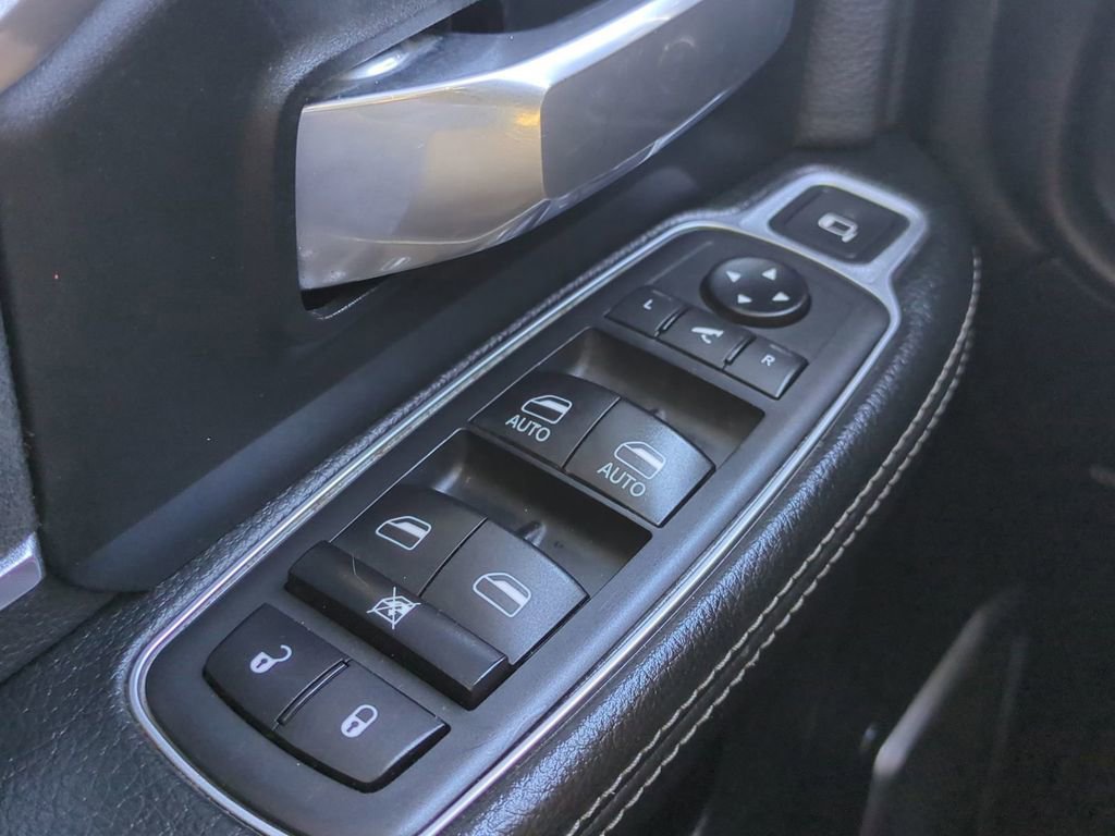 Used 2019 RAM 2500 Laramie AWD/4WD image 28