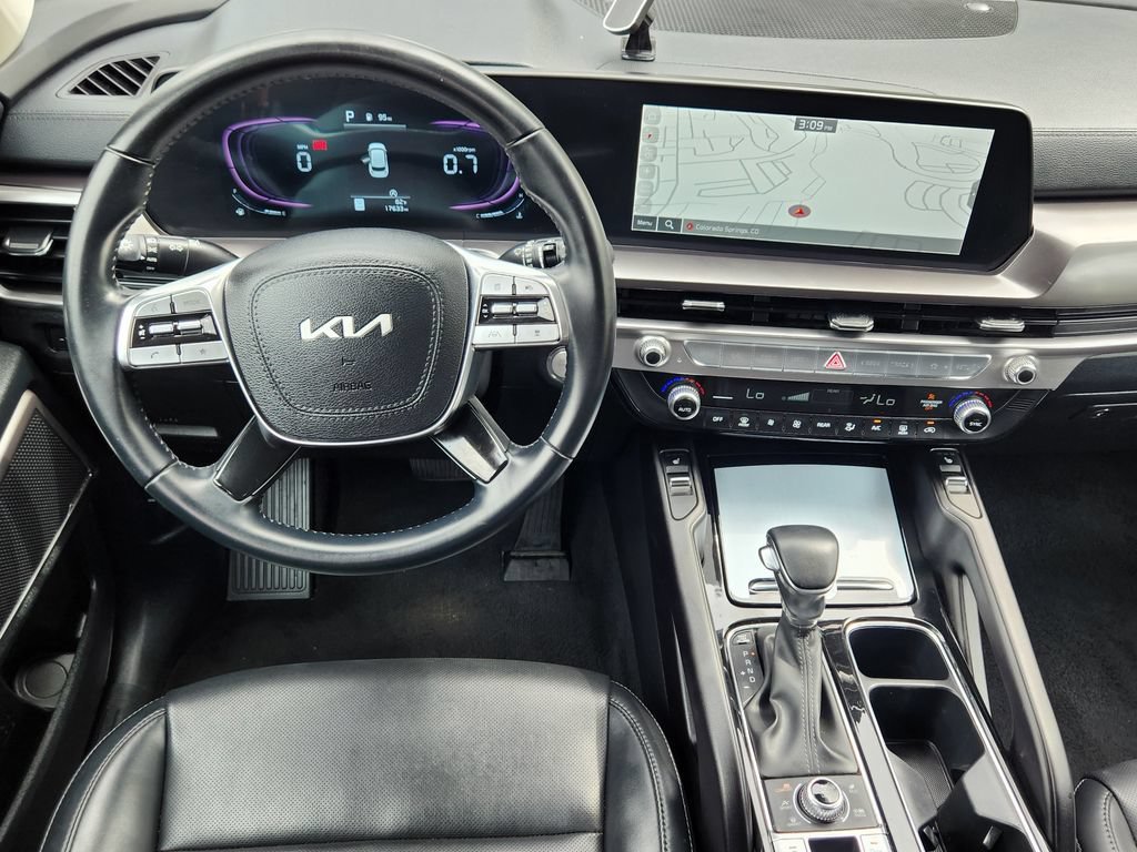 Certified 2024 Kia Telluride S w/ S Sunroof Package AWD/4WD image 26
