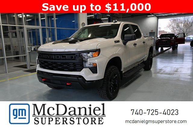 New 2026 Chevrolet Silverado 1500 Custom Trail Boss w/ LPO, Dark Essentials Package